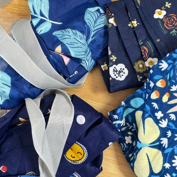 8 Scrub Hat Bouffant Ponytail Caps, Buttons Washable Reusable Cotton Prints - Picture 9 of 11